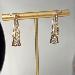Luxury Curve Long Triangle Zircon Earrings